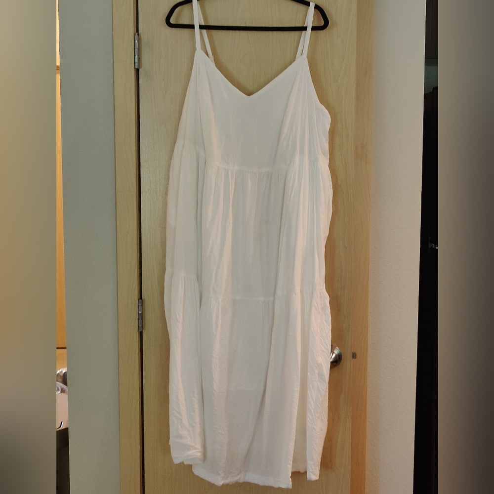 Old Navy White Tiered dress